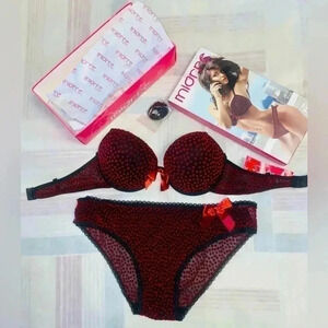 Cute Sexy Polka Dot Lingerie set of Bra and Underwear by Miorre